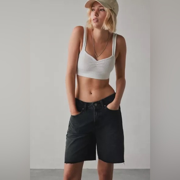 Urban Outfitters BDG Tori Mid-rise Cutoff Jort - Picture 2 of 3